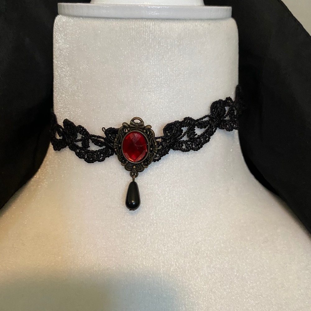 WOMENS VAMPIRESS COSTUME -M- 🧛‍♀️ - Picture 3 of 14